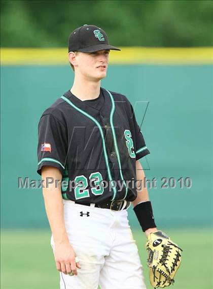Thumbnail 1 in Marcus vs Carroll photogallery.