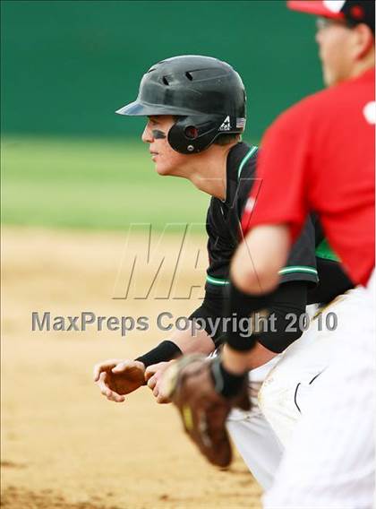 Thumbnail 2 in Marcus vs Carroll photogallery.
