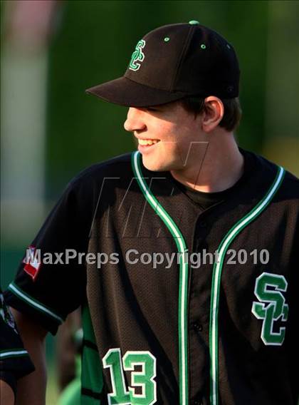 Thumbnail 1 in Marcus vs Carroll photogallery.