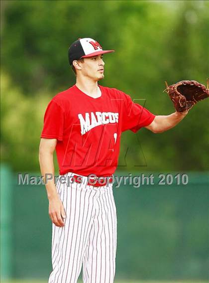 Thumbnail 1 in Marcus vs Carroll photogallery.