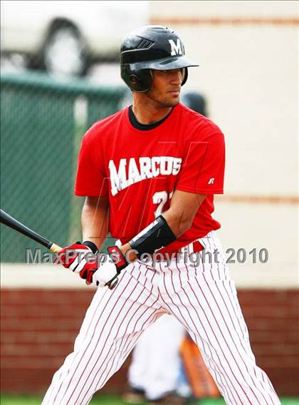 Thumbnail 1 in Marcus vs Carroll photogallery.