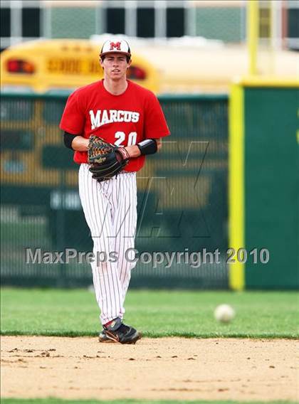 Thumbnail 1 in Marcus vs Carroll photogallery.