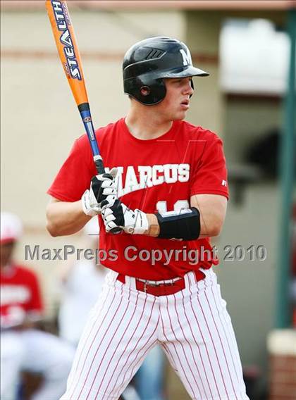 Thumbnail 3 in Marcus vs Carroll photogallery.