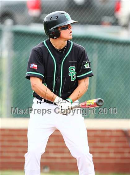 Thumbnail 1 in Marcus vs Carroll photogallery.