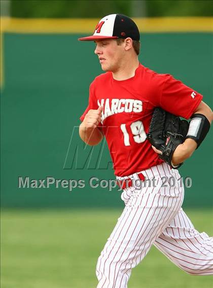 Thumbnail 3 in Marcus vs Carroll photogallery.