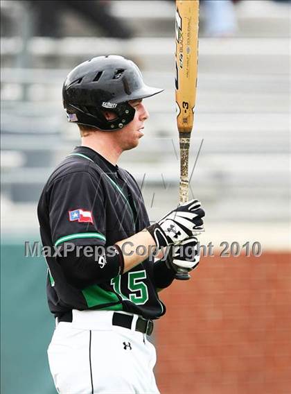 Thumbnail 1 in Marcus vs Carroll photogallery.