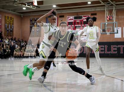 Thumbnail 2 in Archbishop Mitty vs. Ontario Christian (Sabrina Ionescu Showcase) photogallery.