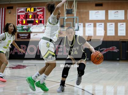 Thumbnail 3 in Archbishop Mitty vs. Ontario Christian (Sabrina Ionescu Showcase) photogallery.