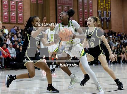 Thumbnail 3 in Archbishop Mitty vs. Ontario Christian (Sabrina Ionescu Showcase) photogallery.