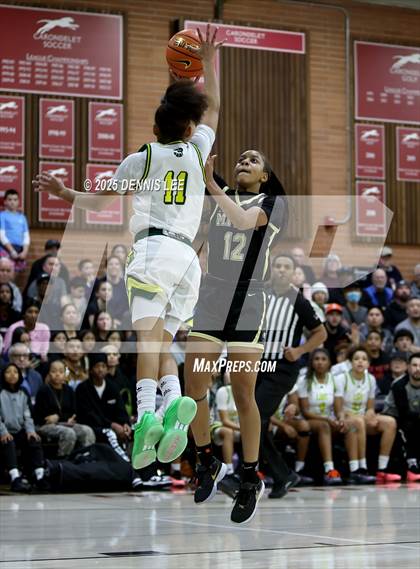 Thumbnail 3 in Archbishop Mitty vs. Ontario Christian (Sabrina Ionescu Showcase) photogallery.