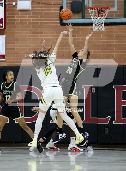 Thumbnail 1 in Archbishop Mitty vs. Ontario Christian (Sabrina Ionescu Showcase) photogallery.