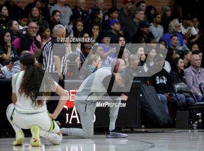 Thumbnail 2 in Archbishop Mitty vs. Ontario Christian (Sabrina Ionescu Showcase) photogallery.