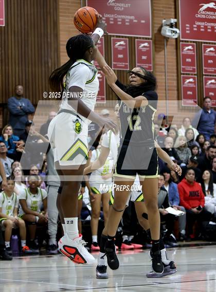 Thumbnail 1 in Archbishop Mitty vs. Ontario Christian (Sabrina Ionescu Showcase) photogallery.