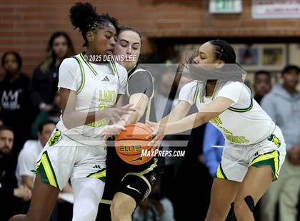 Thumbnail 3 in Archbishop Mitty vs. Ontario Christian (Sabrina Ionescu Showcase) photogallery.