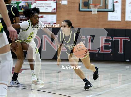 Thumbnail 1 in Archbishop Mitty vs. Ontario Christian (Sabrina Ionescu Showcase) photogallery.