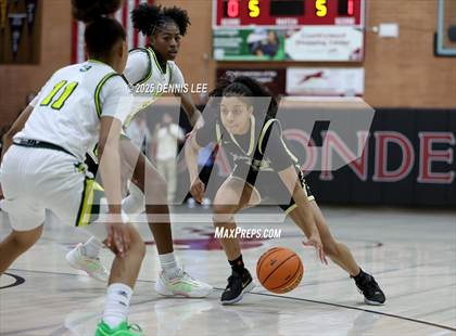 Thumbnail 3 in Archbishop Mitty vs. Ontario Christian (Sabrina Ionescu Showcase) photogallery.