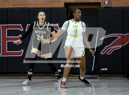 Thumbnail 3 in Archbishop Mitty vs. Ontario Christian (Sabrina Ionescu Showcase) photogallery.