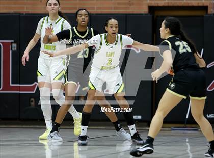 Thumbnail 3 in Archbishop Mitty vs. Ontario Christian (Sabrina Ionescu Showcase) photogallery.