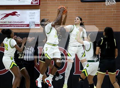 Thumbnail 2 in Archbishop Mitty vs. Ontario Christian (Sabrina Ionescu Showcase) photogallery.
