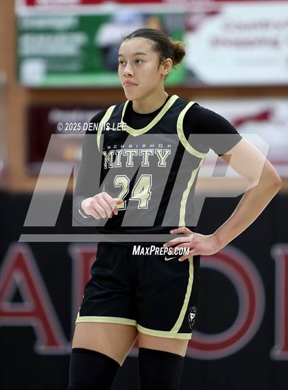 Thumbnail 1 in Archbishop Mitty vs. Ontario Christian (Sabrina Ionescu Showcase) photogallery.