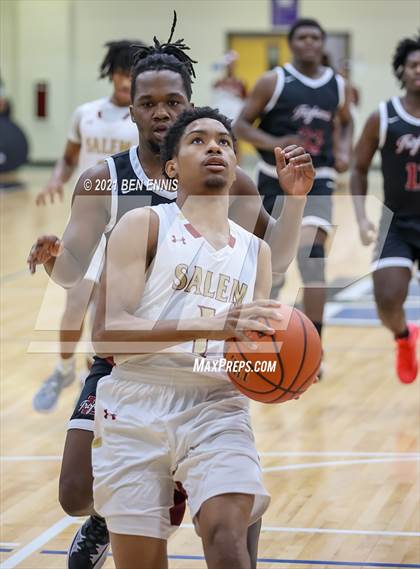 Thumbnail 1 in Dougherty vs Salem (Legends Classic Showdown) photogallery.