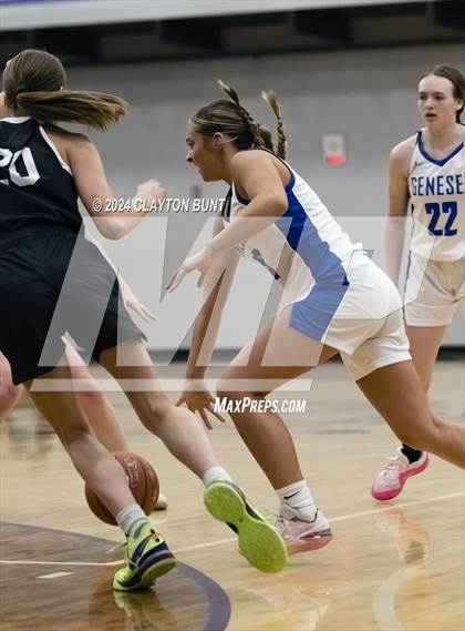 Thumbnail 3 in Potlatch vs Genesee photogallery.