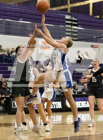 Thumbnail 1 in Potlatch vs Genesee photogallery.