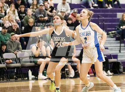 Thumbnail 3 in Potlatch vs Genesee photogallery.