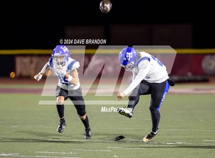 Thumbnail 2 in Simi Valley vs. La Habra (CIF SS D3 Quarter Final) photogallery.