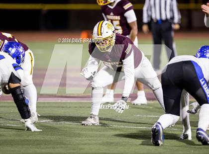 Thumbnail 2 in Simi Valley vs. La Habra (CIF SS D3 Quarter Final) photogallery.
