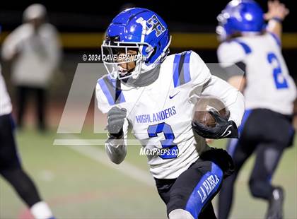 Thumbnail 3 in Simi Valley vs. La Habra (CIF SS D3 Quarter Final) photogallery.