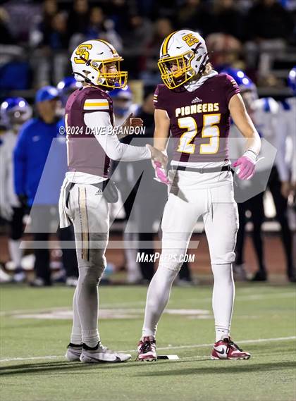 Thumbnail 3 in Simi Valley vs. La Habra (CIF SS D3 Quarter Final) photogallery.