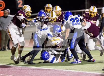 Thumbnail 3 in Simi Valley vs. La Habra (CIF SS D3 Quarter Final) photogallery.