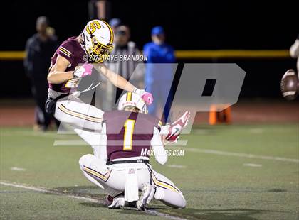 Thumbnail 2 in Simi Valley vs. La Habra (CIF SS D3 Quarter Final) photogallery.