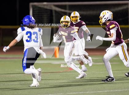 Thumbnail 1 in Simi Valley vs. La Habra (CIF SS D3 Quarter Final) photogallery.