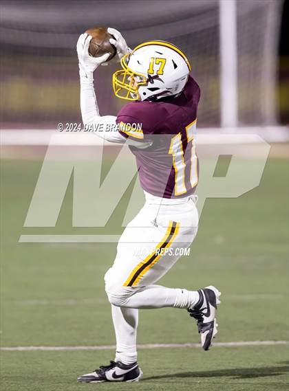 Thumbnail 2 in Simi Valley vs. La Habra (CIF SS D3 Quarter Final) photogallery.