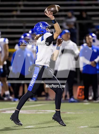 Thumbnail 2 in Simi Valley vs. La Habra (CIF SS D3 Quarter Final) photogallery.