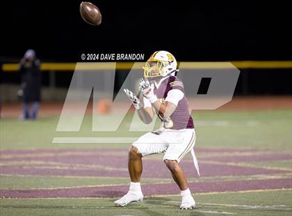 Thumbnail 2 in Simi Valley vs. La Habra (CIF SS D3 Quarter Final) photogallery.