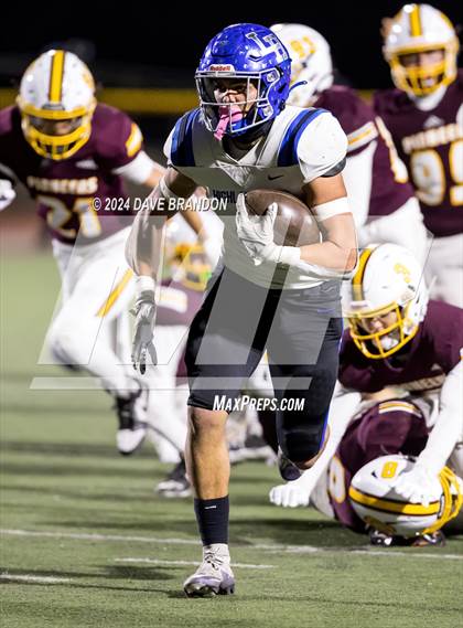 Thumbnail 2 in Simi Valley vs. La Habra (CIF SS D3 Quarter Final) photogallery.