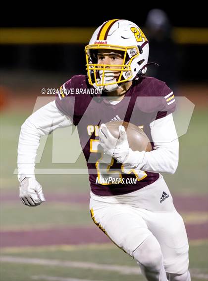 Thumbnail 1 in Simi Valley vs. La Habra (CIF SS D3 Quarter Final) photogallery.