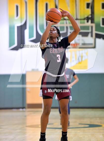 Thumbnail 3 in Eastern @ Clearview photogallery.