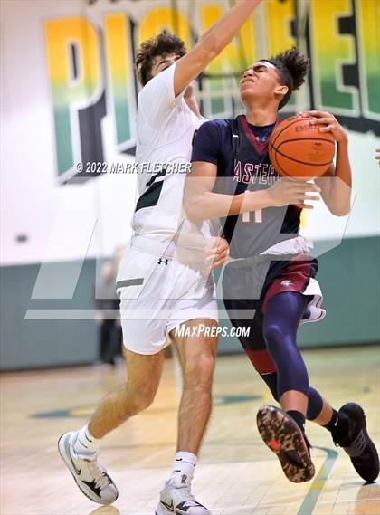 Thumbnail 1 in Eastern @ Clearview photogallery.