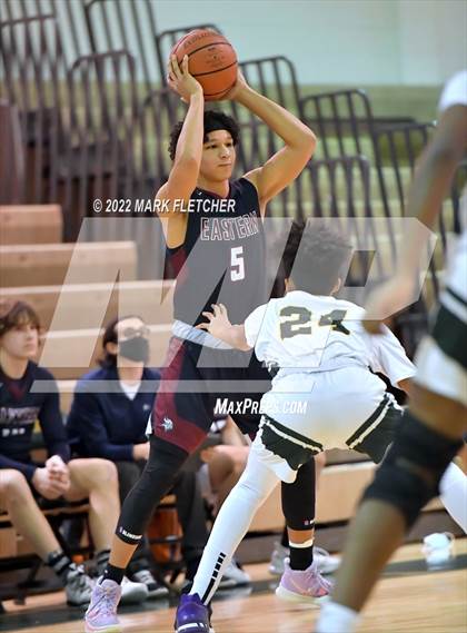 Thumbnail 3 in Eastern @ Clearview photogallery.