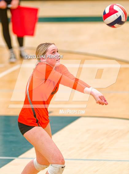 Thumbnail 2 in Rio Americano vs. Vacaville photogallery.