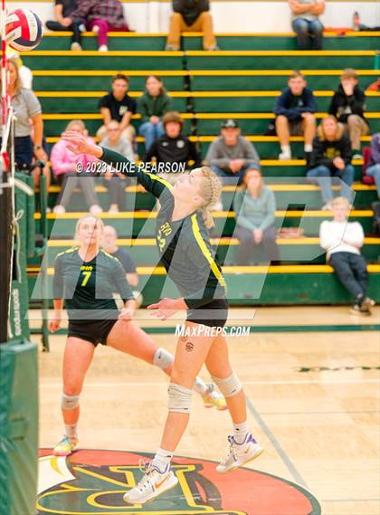 Thumbnail 3 in Rio Americano vs. Vacaville photogallery.