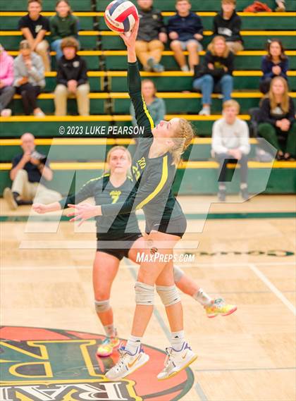 Thumbnail 2 in Rio Americano vs. Vacaville photogallery.