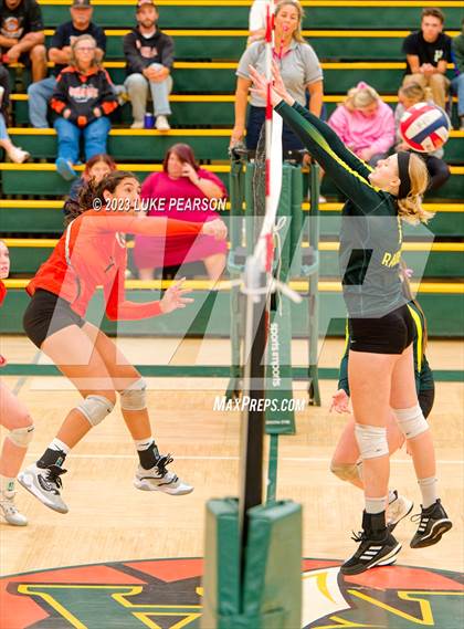 Thumbnail 2 in Rio Americano vs. Vacaville photogallery.