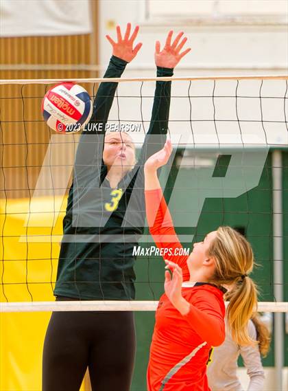Thumbnail 1 in Rio Americano vs. Vacaville photogallery.