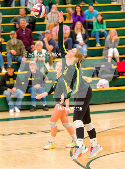 Thumbnail 2 in Rio Americano vs. Vacaville photogallery.