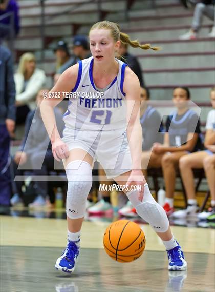 Thumbnail 2 in Westlake vs. Fremont (Beetdigger Classic) photogallery.
